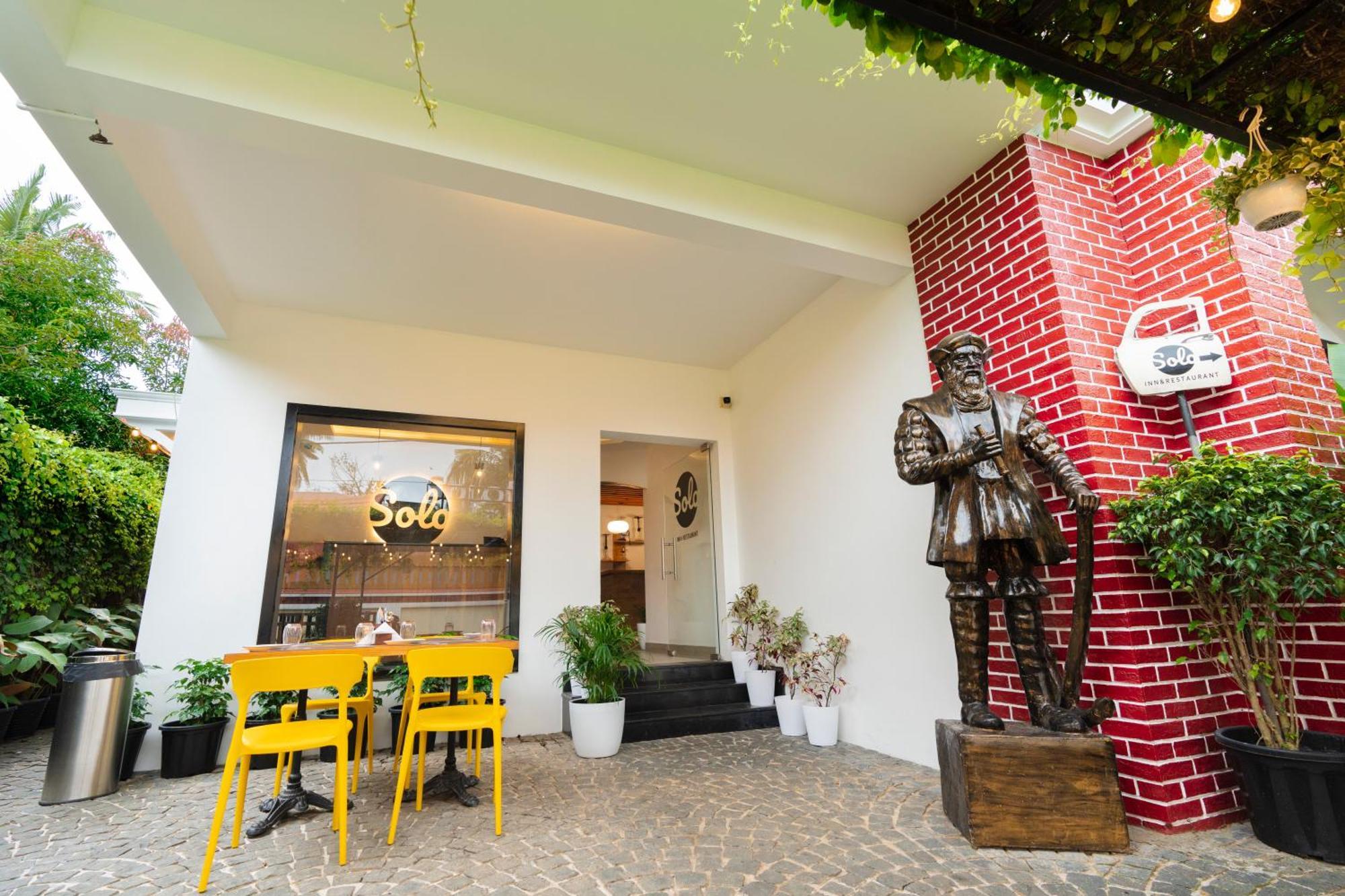 Solo Inn By Hawk Hospitality Kochi Ngoại thất bức ảnh
