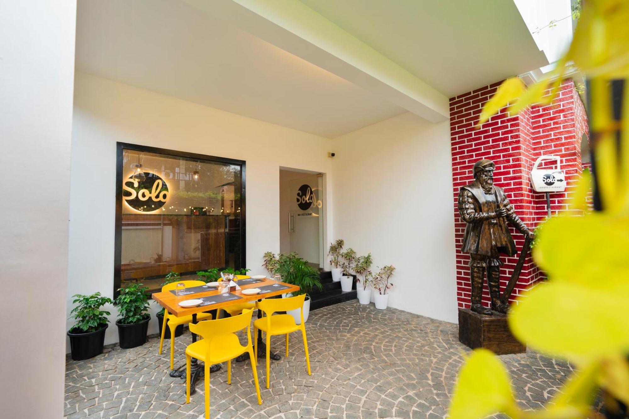 Solo Inn By Hawk Hospitality Kochi Ngoại thất bức ảnh