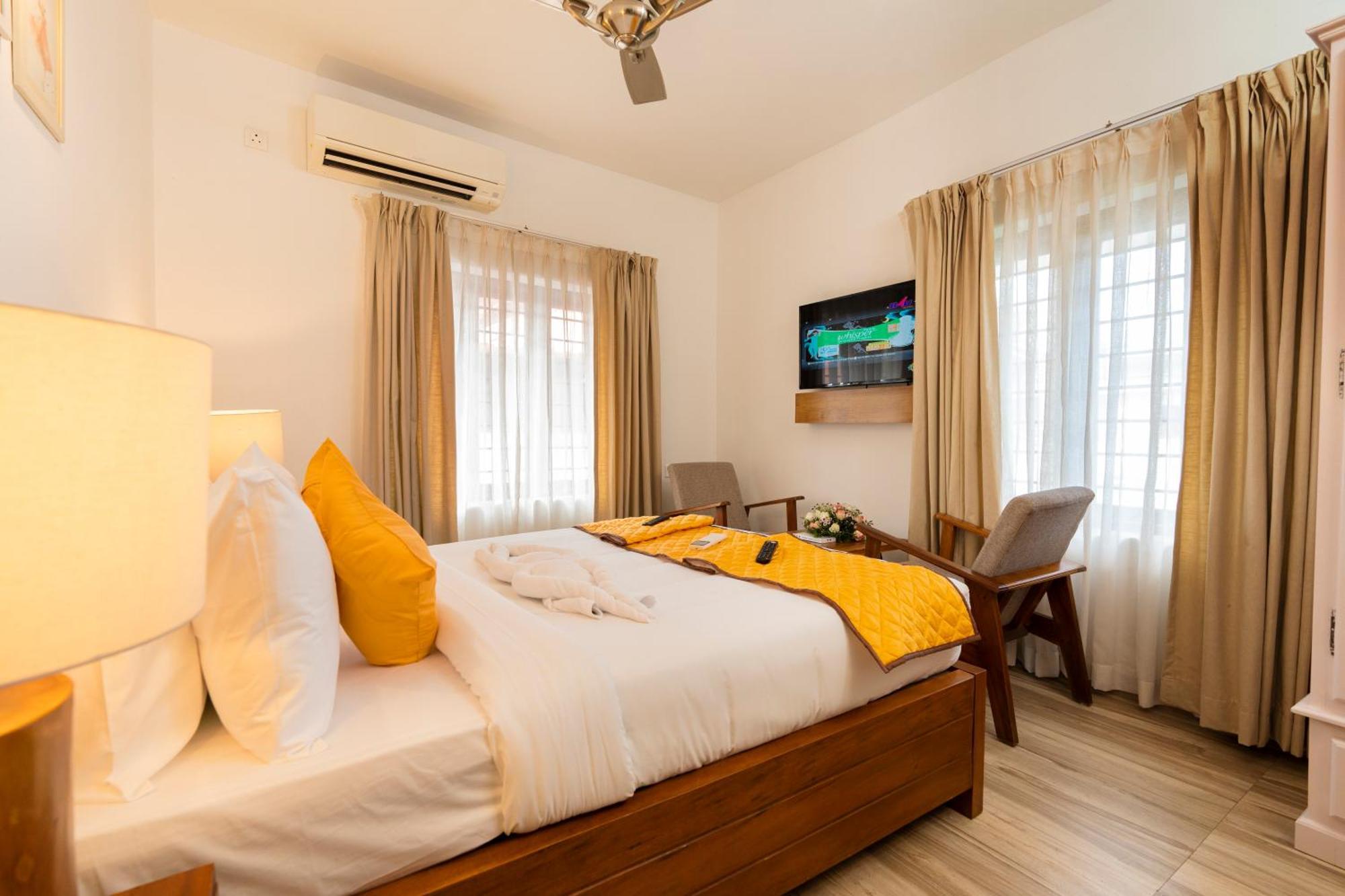 Solo Inn By Hawk Hospitality Kochi Ngoại thất bức ảnh