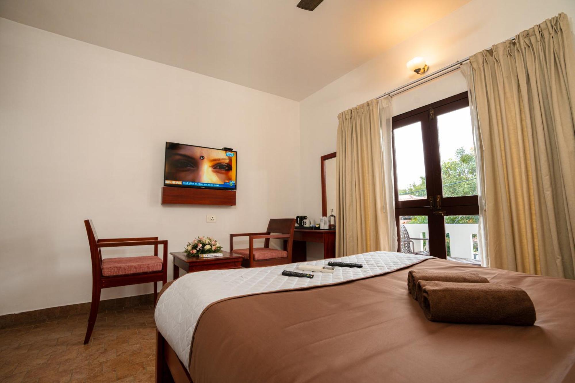 Solo Inn By Hawk Hospitality Kochi Ngoại thất bức ảnh